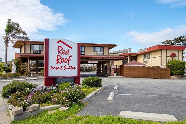 Red Roof Inn & Suites Monterey image 2